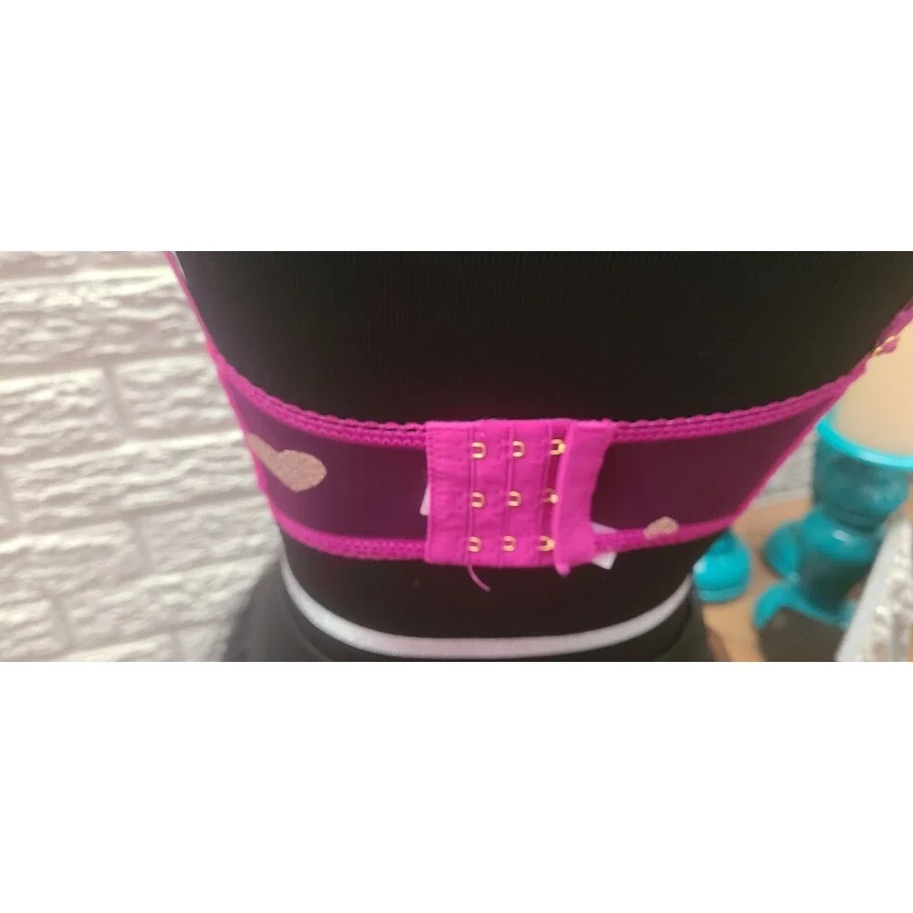 Out From Under Front Or Back Closure Fushia W Gold Hearts Bra Size M M